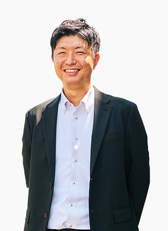 写真：商品企画本部 EC営業チーム 2016年 入社